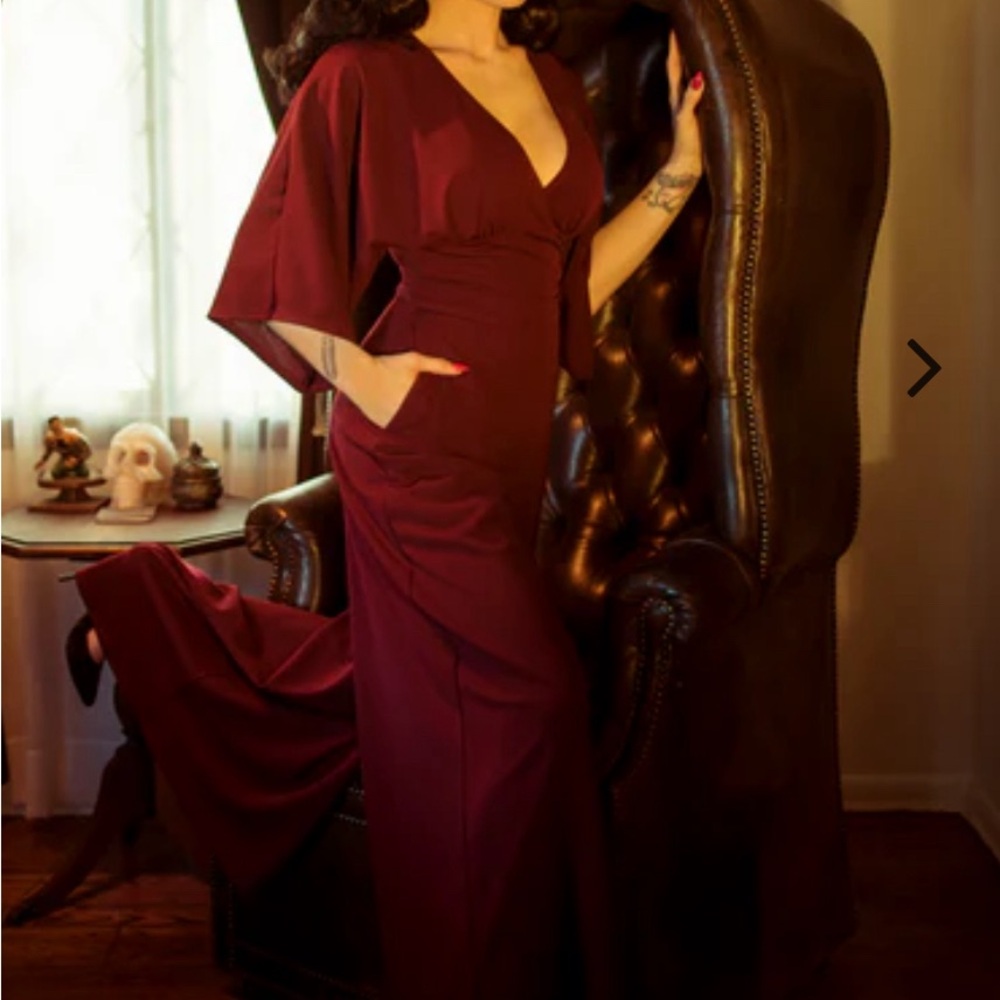 La Femme En Noir Oxblood Palazzo Pant, Medium, NWT